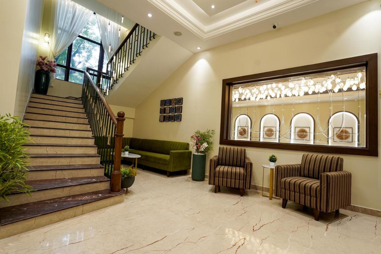 M2 Square By Monday Premium Hotel Nagpur Exterior photo