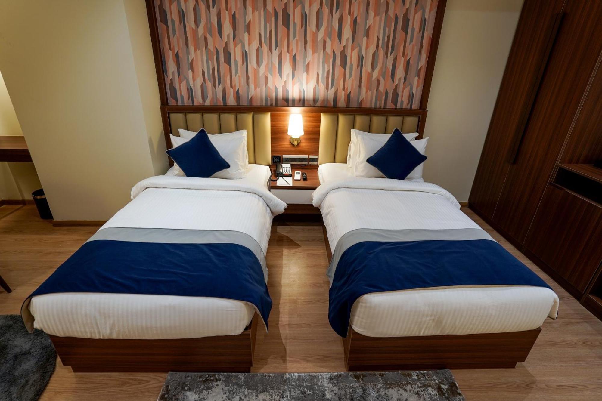 M2 Square By Monday Premium Hotel Nagpur Exterior photo